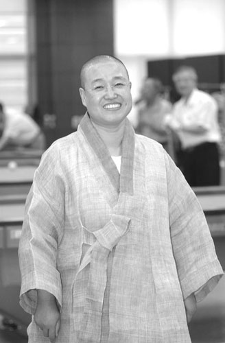 ���Ͻ���