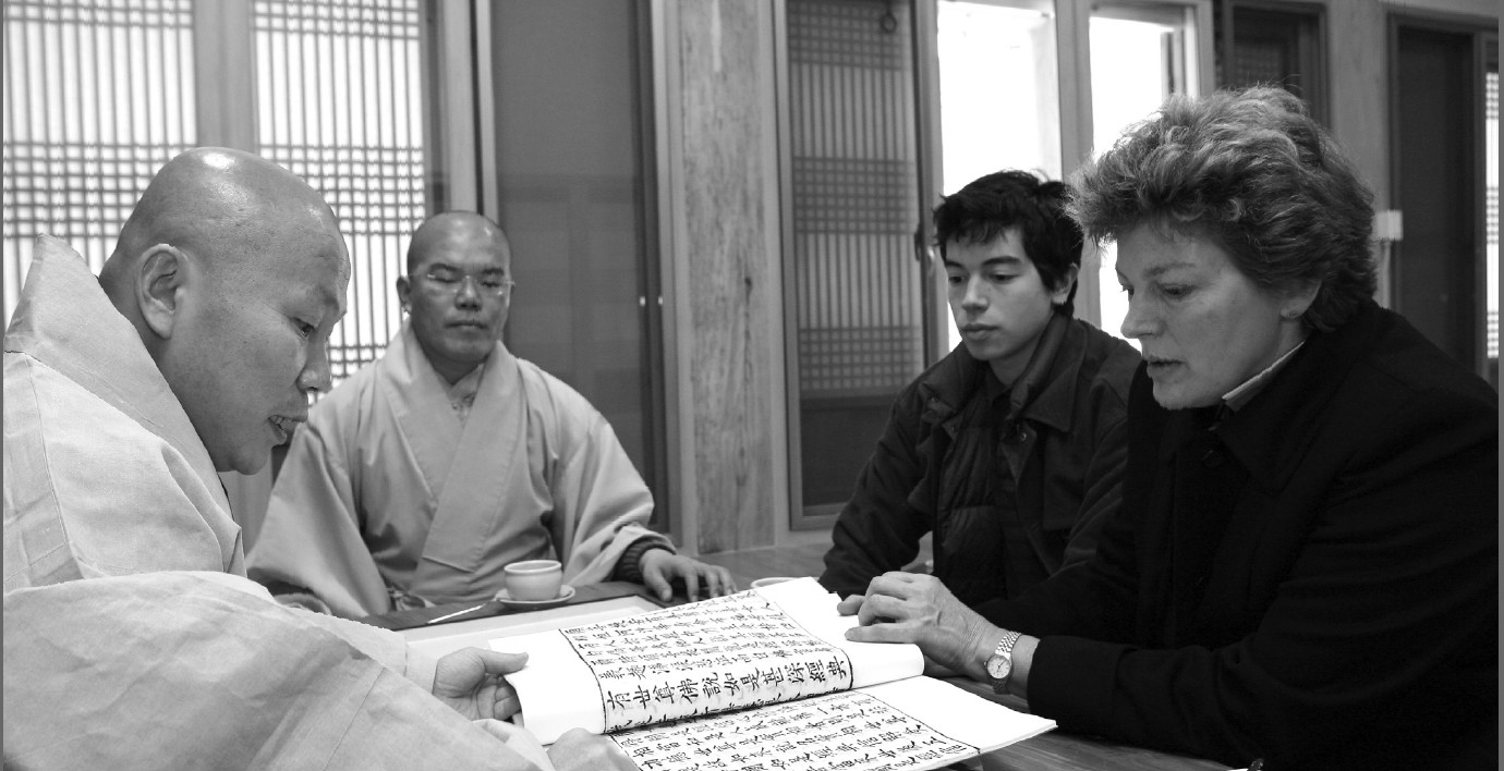 ��������